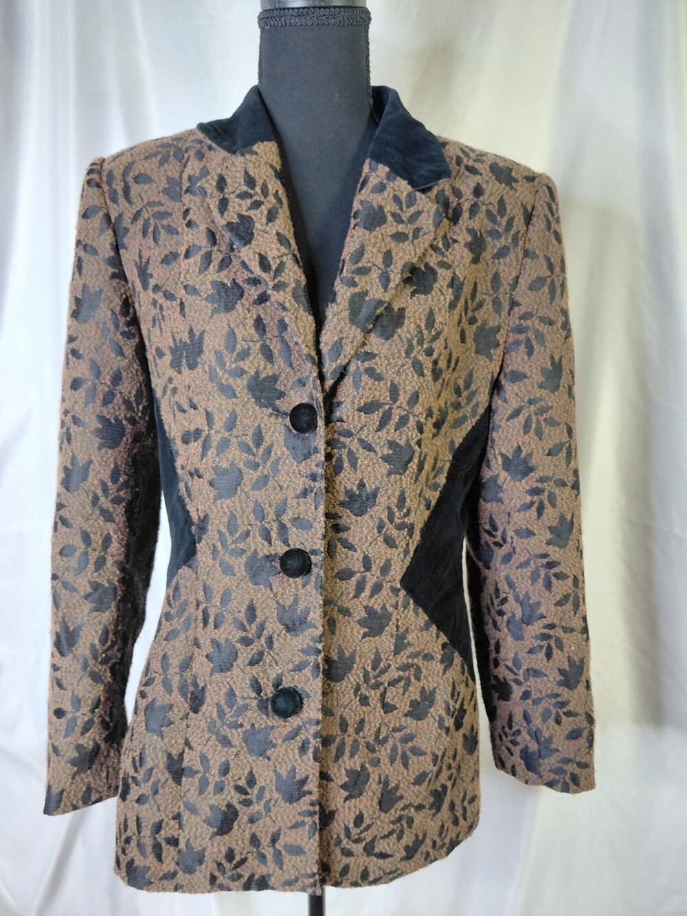 Vintage Town and Travel Blazer